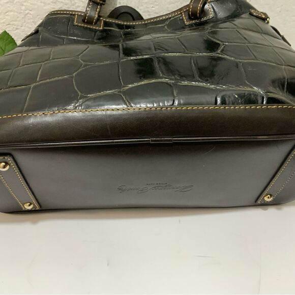 Vntg Dooney & Bourke Croc Embossed Brown Leather Purse Shoulder Bag Bucket Hobo - Picture 8 of 16